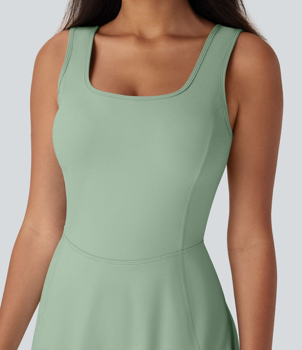 Robe SoftlyZero™ Airy de danse mini 2-en-1 dos nu, col U, bretelles croisées, poches latérales et effet frais InstantCool, accès facile Easy Peasy