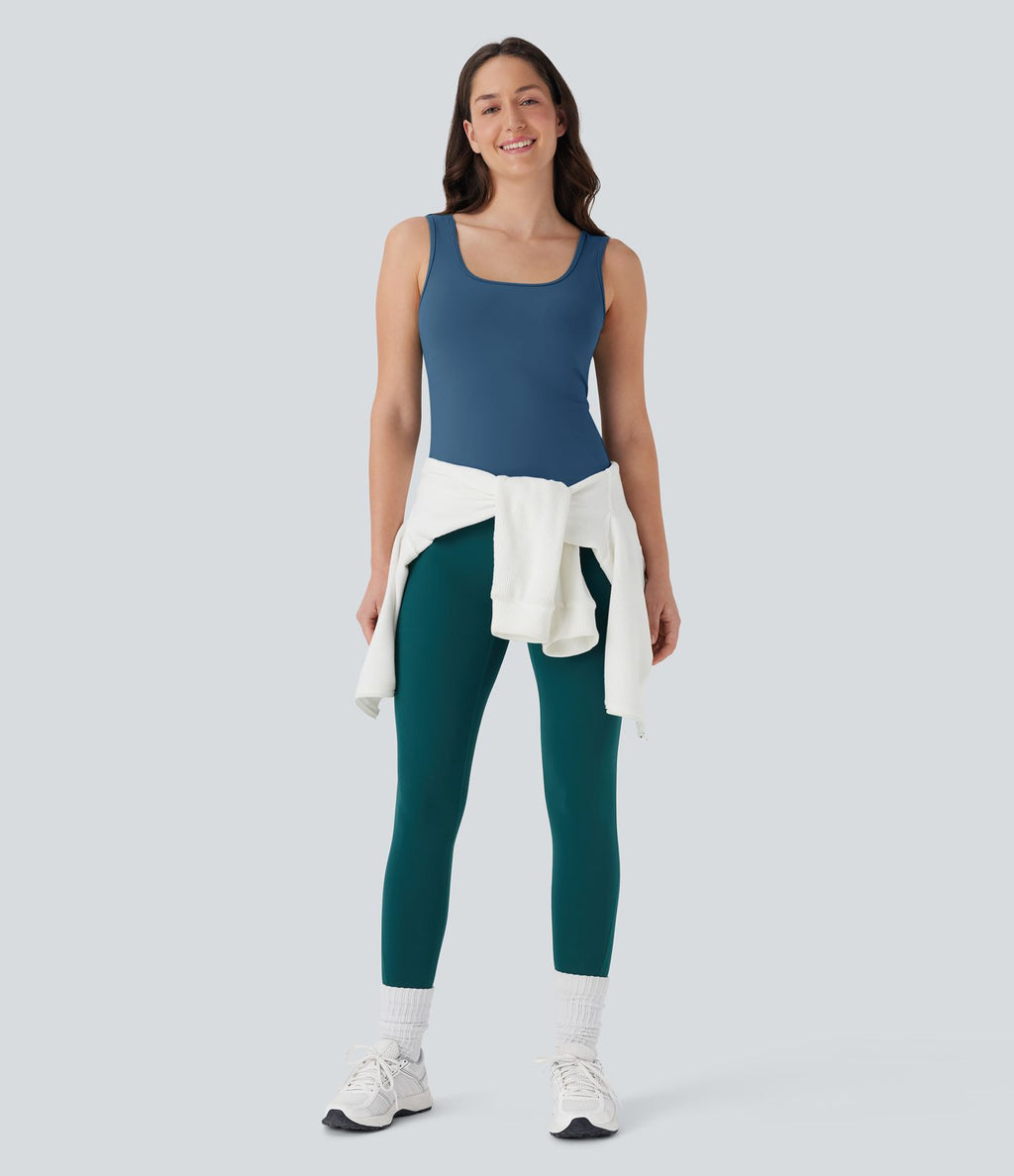 Débardeur de yoga dos nu à longueur rallongée avec encolure en U et croisement