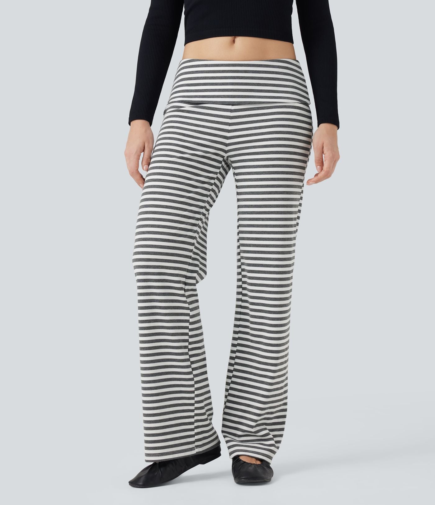 Pantalon évasé rayé taille basse à rabat