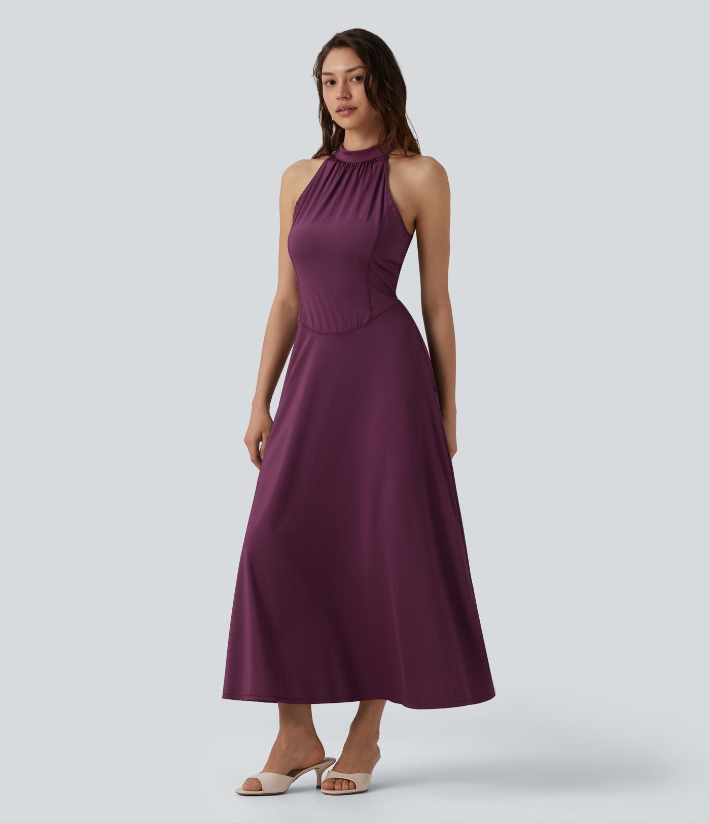Robe midi fluide à col cheminée, sans manches, zip invisible, en satin extensible à effet frais InstantCool, idéale pour demoiselles d'honneur et invitées de mariage, avec poches