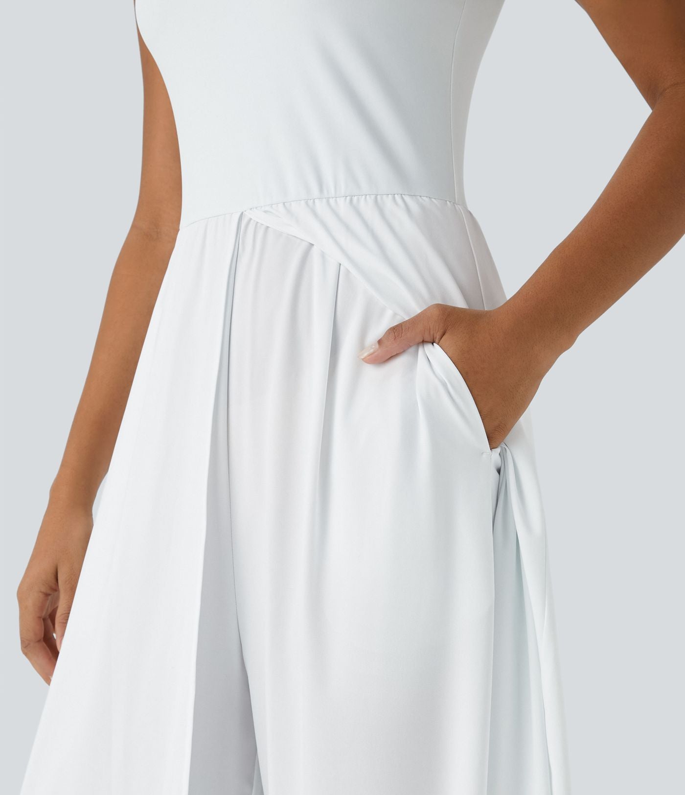Combinaison Breezeful™ à séchage rapide pour demoiselles d'honneur et invitées de mariage, sans manches, avec fermeture éclair, poches latérales et détails contrastés