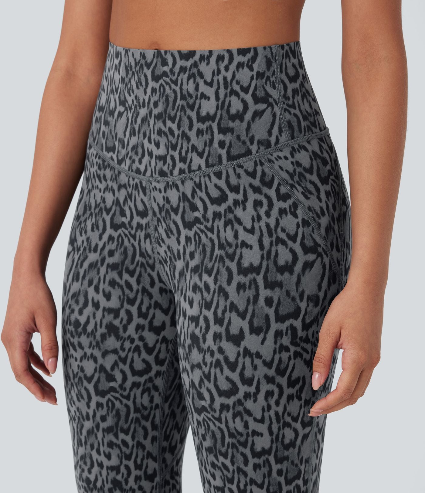 Pantalon de yoga évasé gainant galbant taille haute imprimé léopard Halara UltraSculpt™