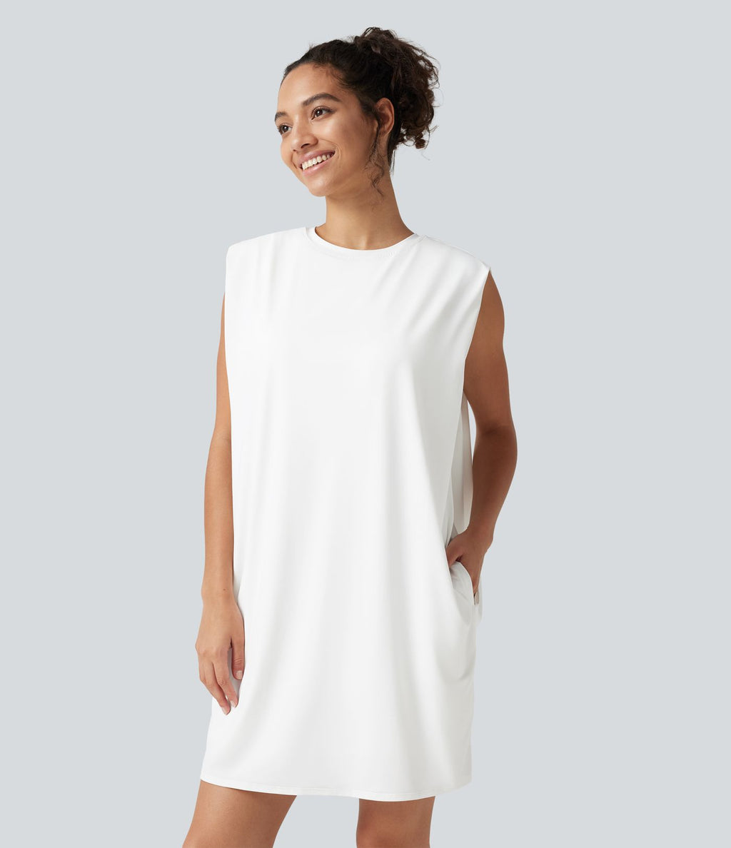 Robe active mini de yoga à col rond avec coussinets amovibles, poches et protection solaire UPF 50+