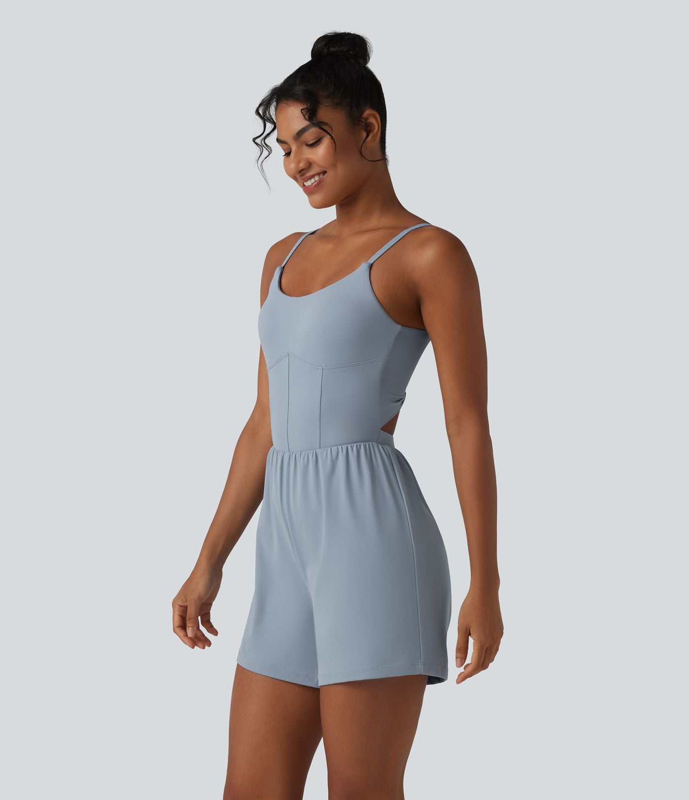 Barboteuse de yoga 2-en-1 SoftlyZero™ Airy effet frais InstantCool dos nu torsadé avec bretelles réglables, brassière intégrée et poche, accès facile Easy Peasy