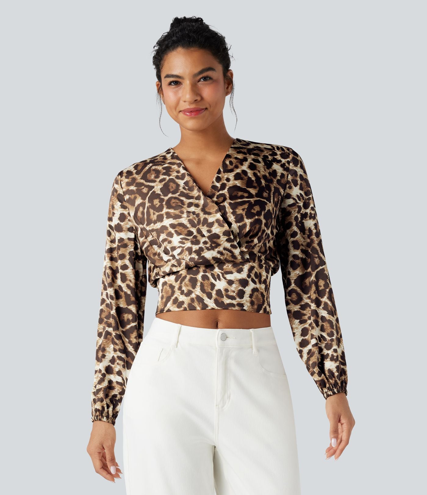 Blouse courte col V manches longues imprimé léopard