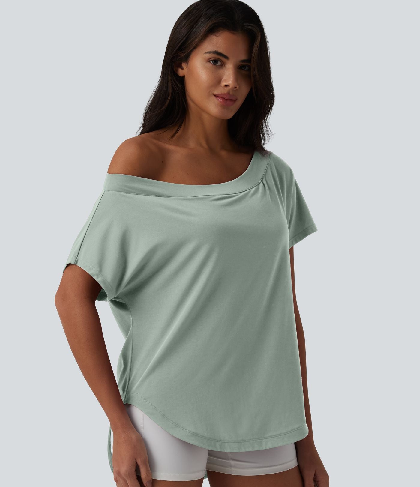 Top de sport yoga asymétrique à épaule dénudée manches courtes ourlet arrondi et coupe asymétrique à séchage rapide – Soutien-gorge intégré