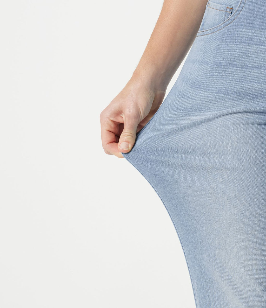 Jean droit Halara Flex™ à taille haute, poches multiples, effet délavé et tissu extensible