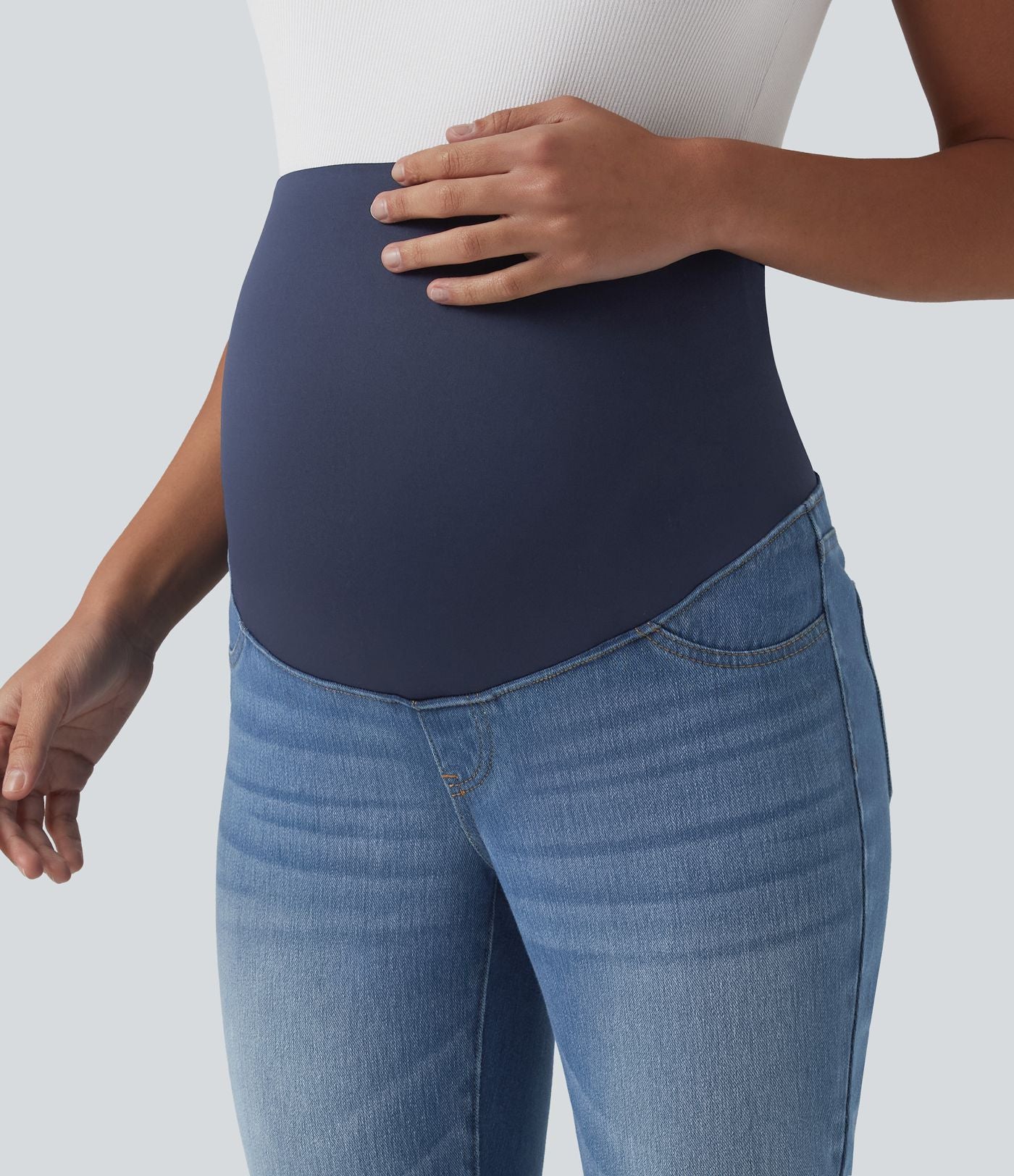 Halara Flex™ Jean skinny de maternité 7/8 taille super haute avec poches