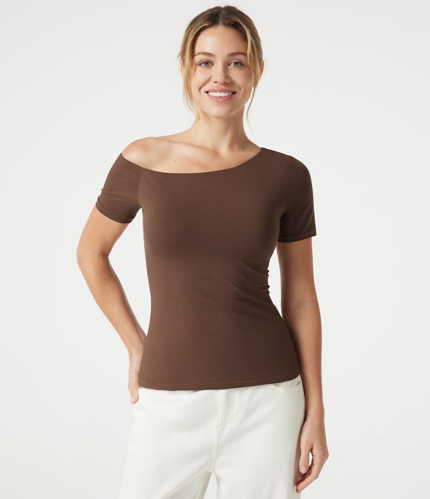 T-shirt casual Halara en jersey de coton asymétrique brassière intégrée bonnets B à DD