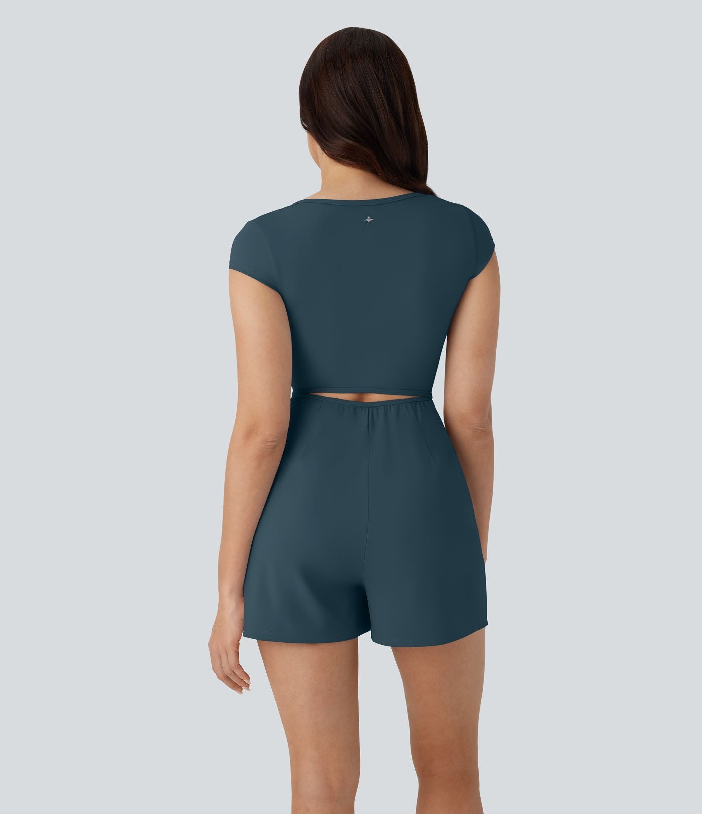 Combinaison de yoga Softlyzero™ Airy avec col U, manches courtes et poches latérales - Édition Easy Peasy