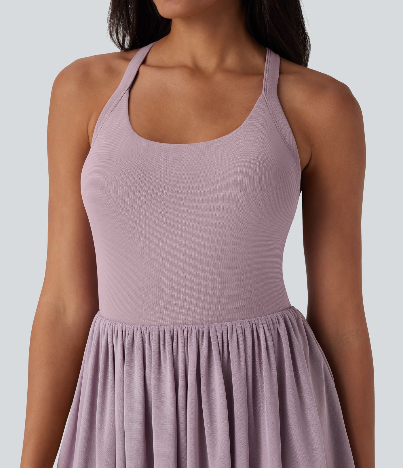 Robe de danse courte 2-en-1 dos nu torsadée résille avec poche latérale