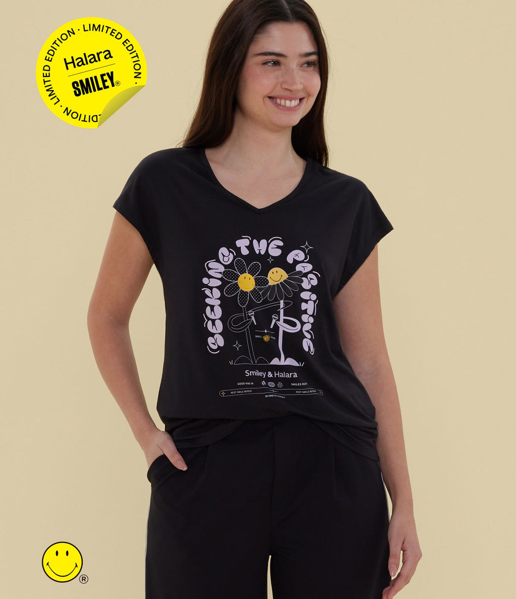 T-shirt casual Halara X Smiley® col V à manches courtes