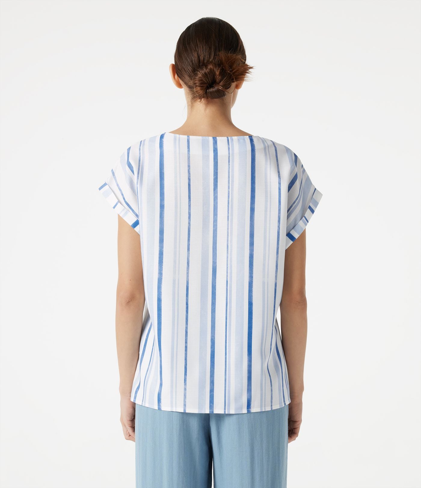 T-shirt casual col V à rayures et [manches cap]