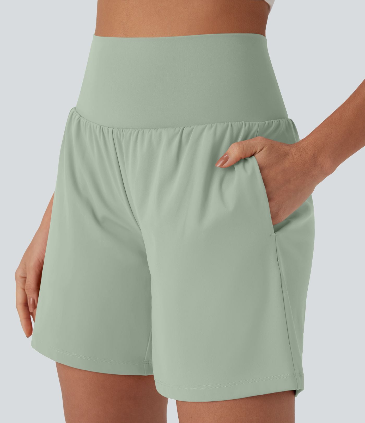 Short de yoga SoftlyZero™ Airy 2-en-1 taille très haute avec poches et effet frais InstantCool 17,5 cm