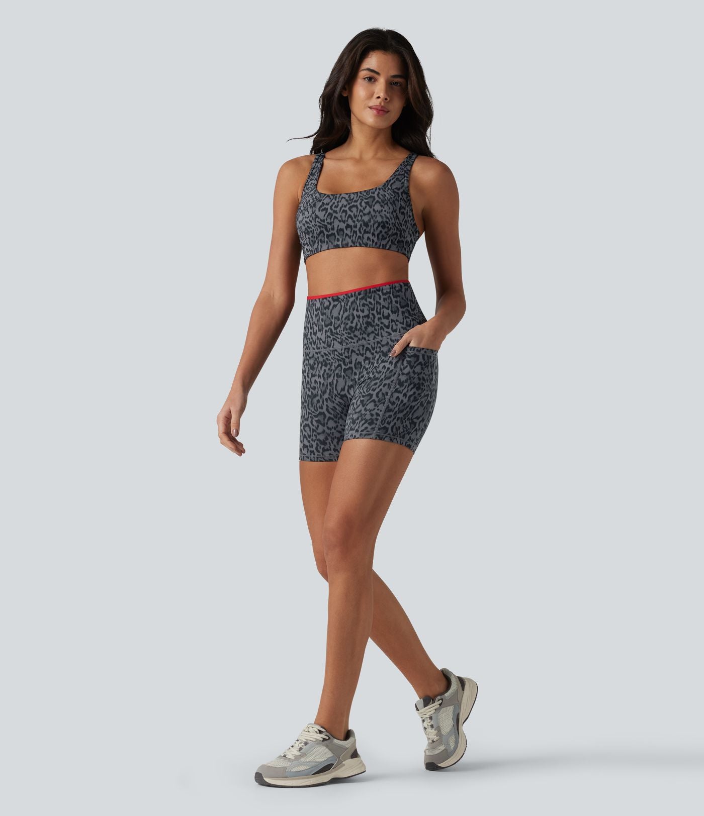 Halara UltraSculpt™ Cycliste d'entraînement 12,5 cm taille haute ventre plat, imprimé léopard colorblock, dos croisé et poches