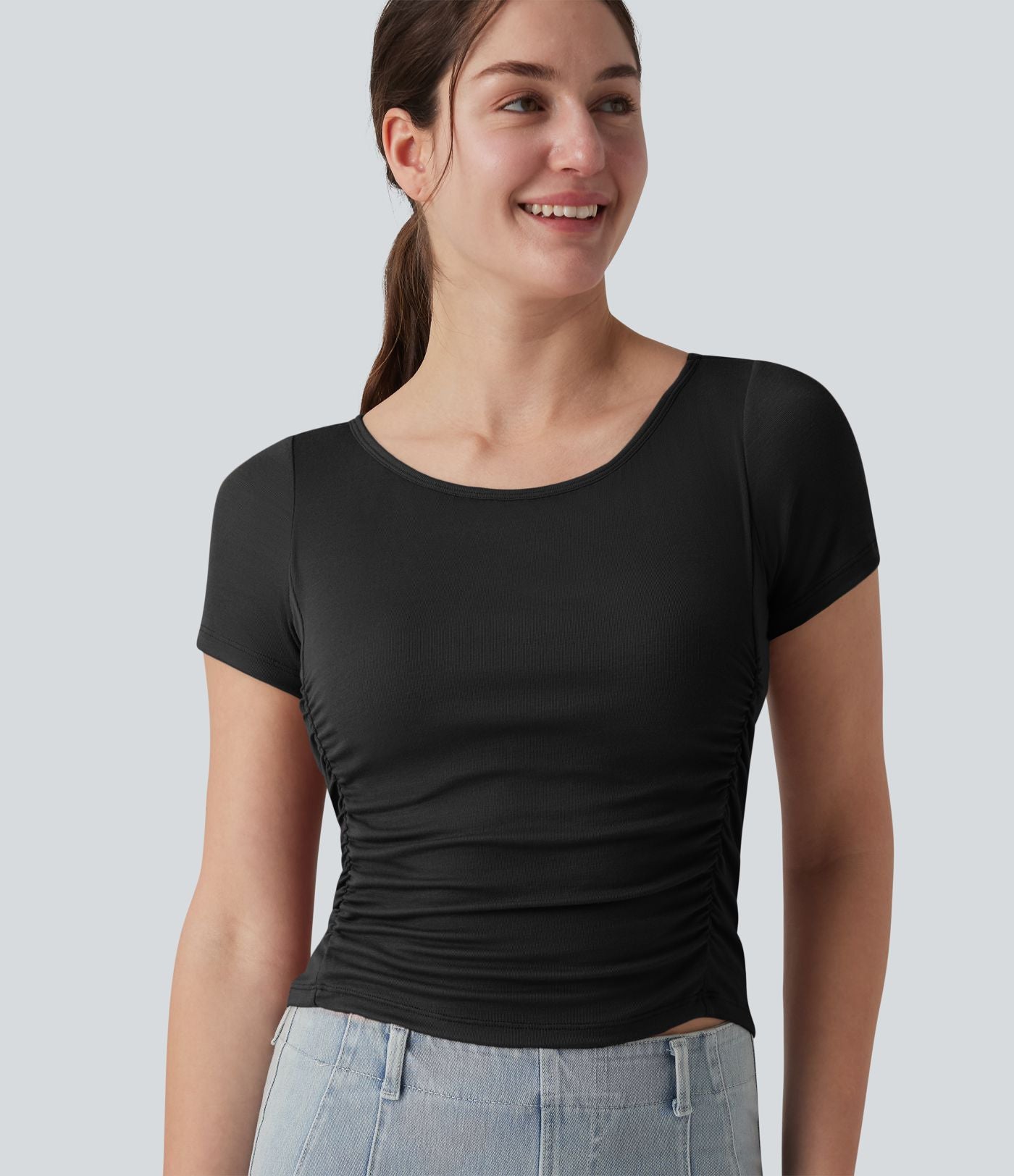 T-shirt casual ajusté côtelé col bateau manches courtes avec fronces et brassière intégrée