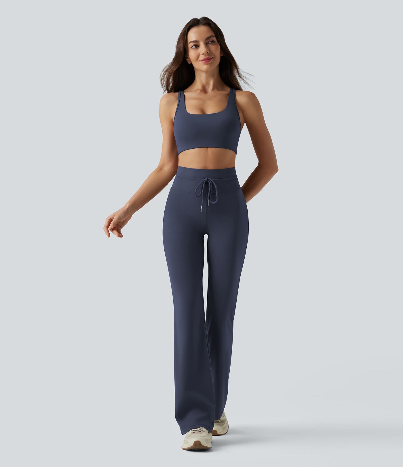Pantalon de yoga évasé taille haute avec cordon de serrage uni et poches