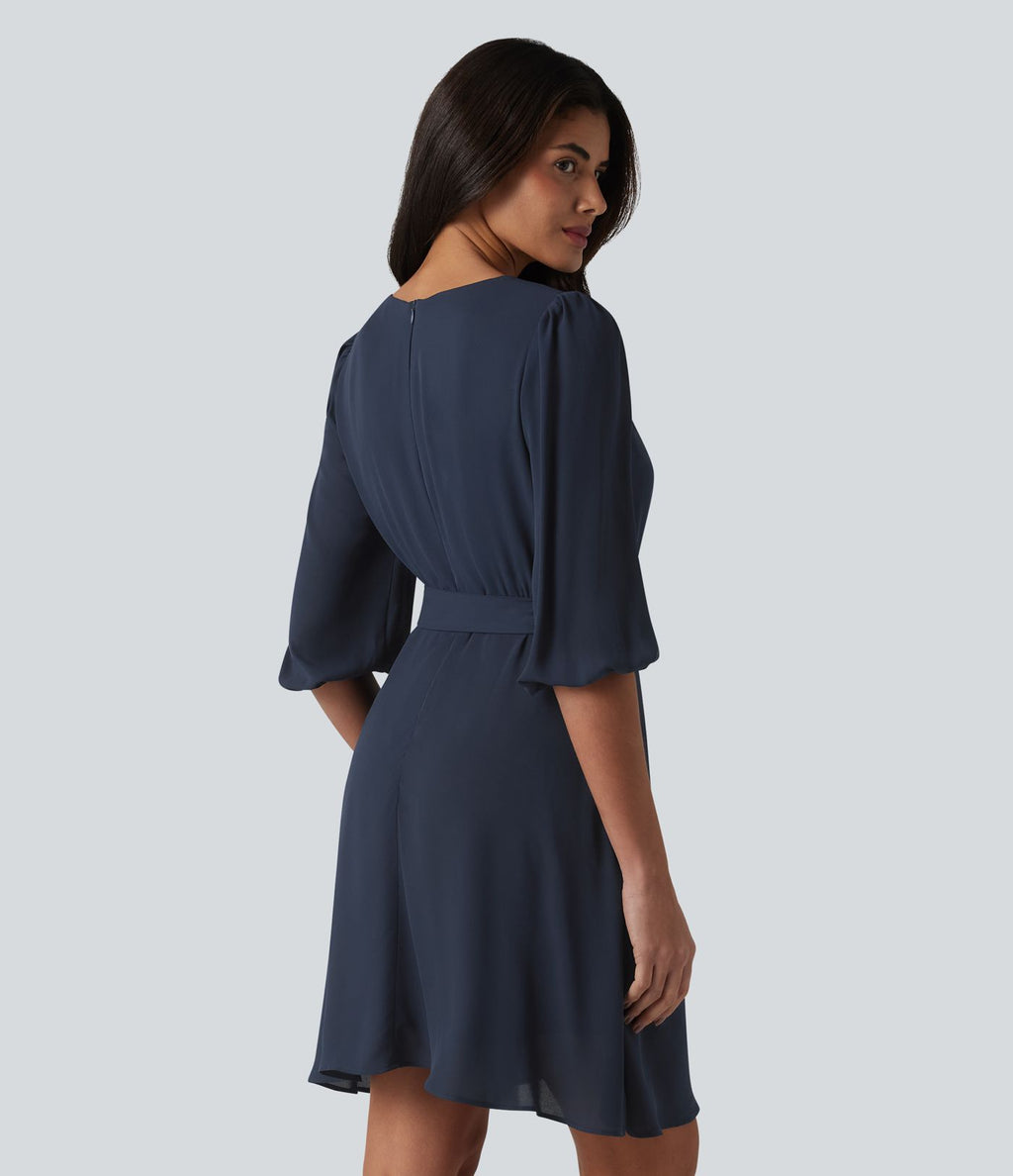 Robe courte casual col V à manches trois-quarts bouffantes, ceinturée