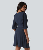 Robe courte casual col V à manches trois-quarts bouffantes, ceinturée