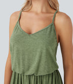 Robe longue fluide type nuisette à bretelles ajustables avec poches