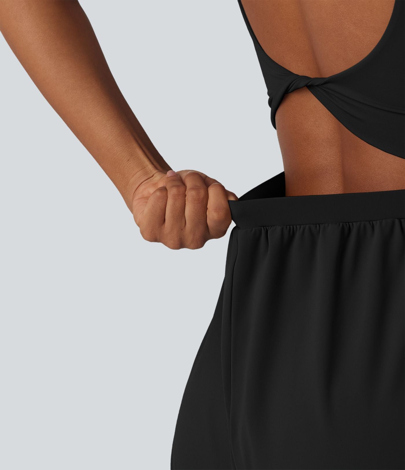 Barboteuse de yoga 2-en-1 SoftlyZero™ Airy effet frais InstantCool dos nu torsadé avec bretelles réglables, brassière intégrée et poche, accès facile Easy Peasy
