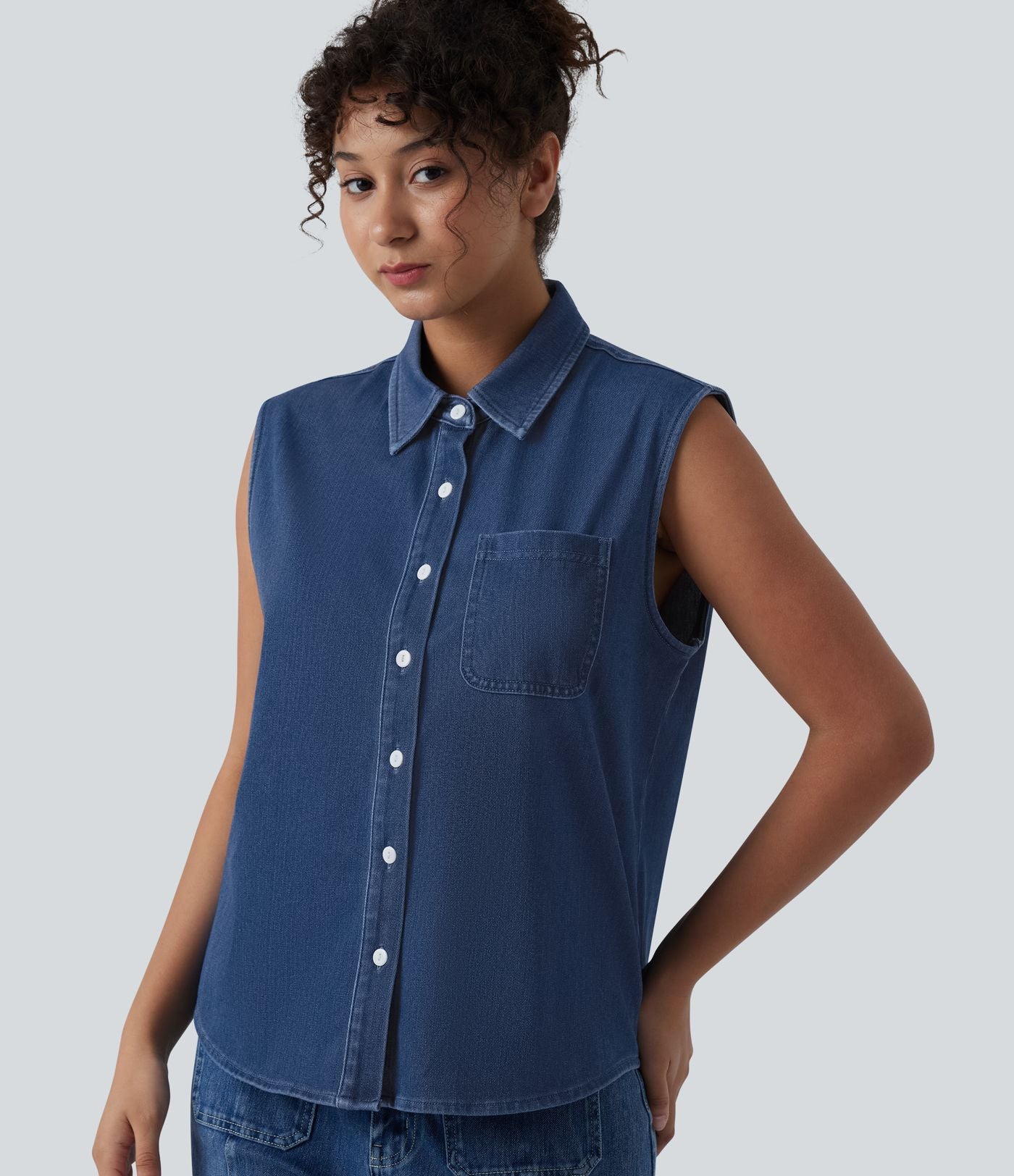 Halara Flex™ Chemise décontractée sans manches en denim avec poche