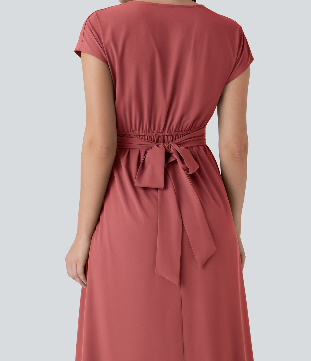 Robe midi Breezeful™ col V manches courtes à liens dans le dos séchage rapide avec poches latérales