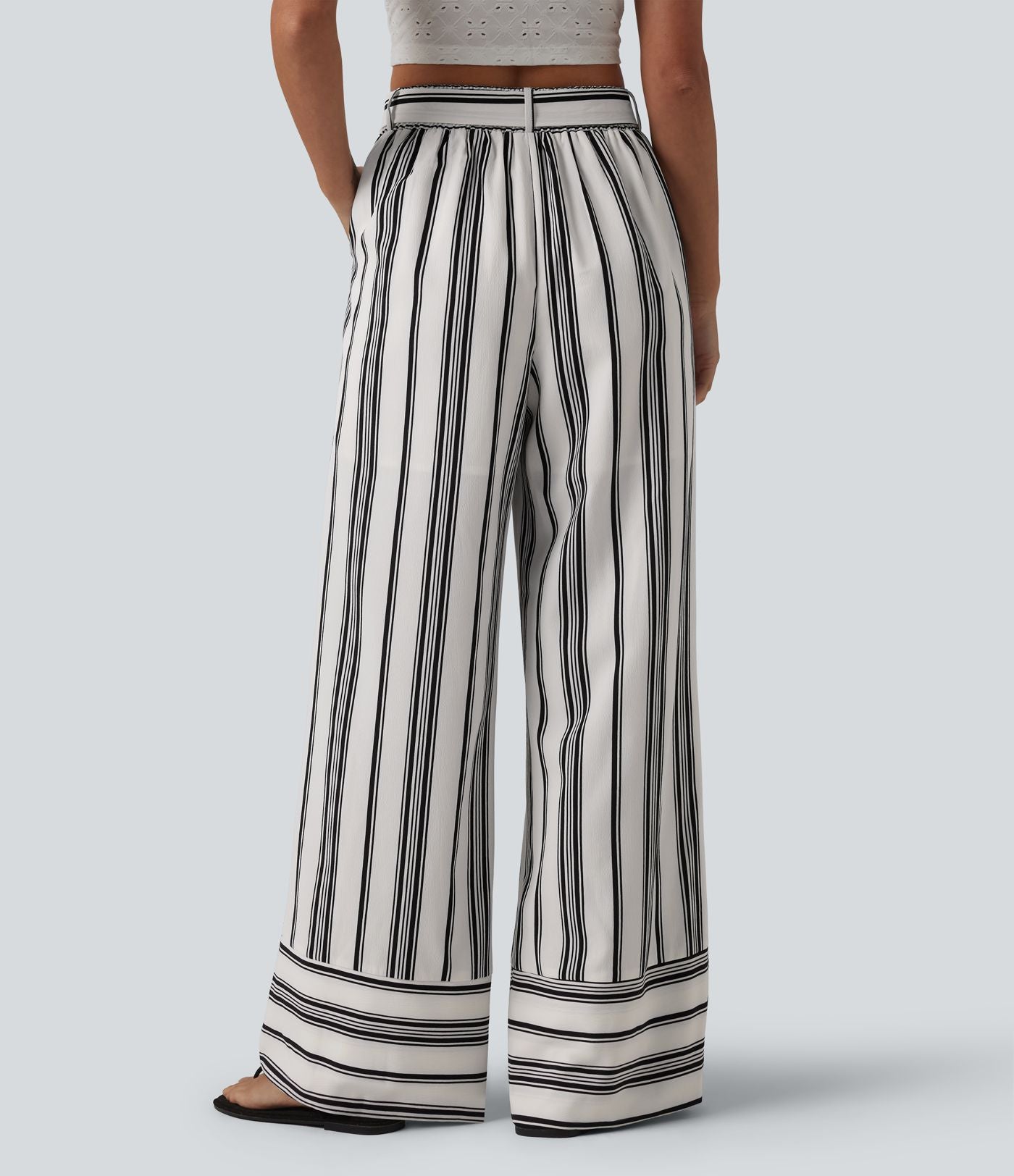Pantalon large taille haute à rayures avec ceinture et poches