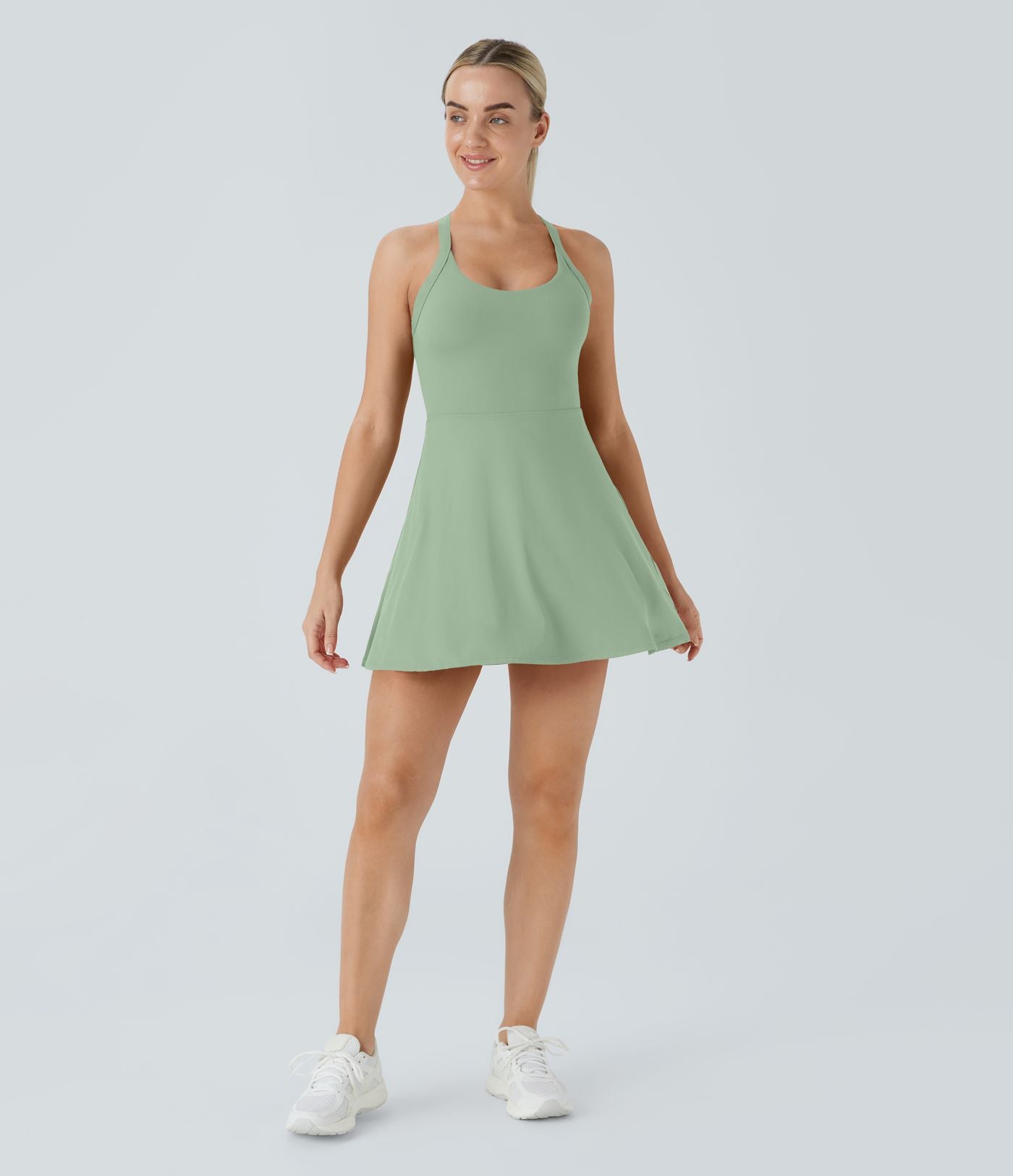 Robe de sport dos nu torsadée A-C