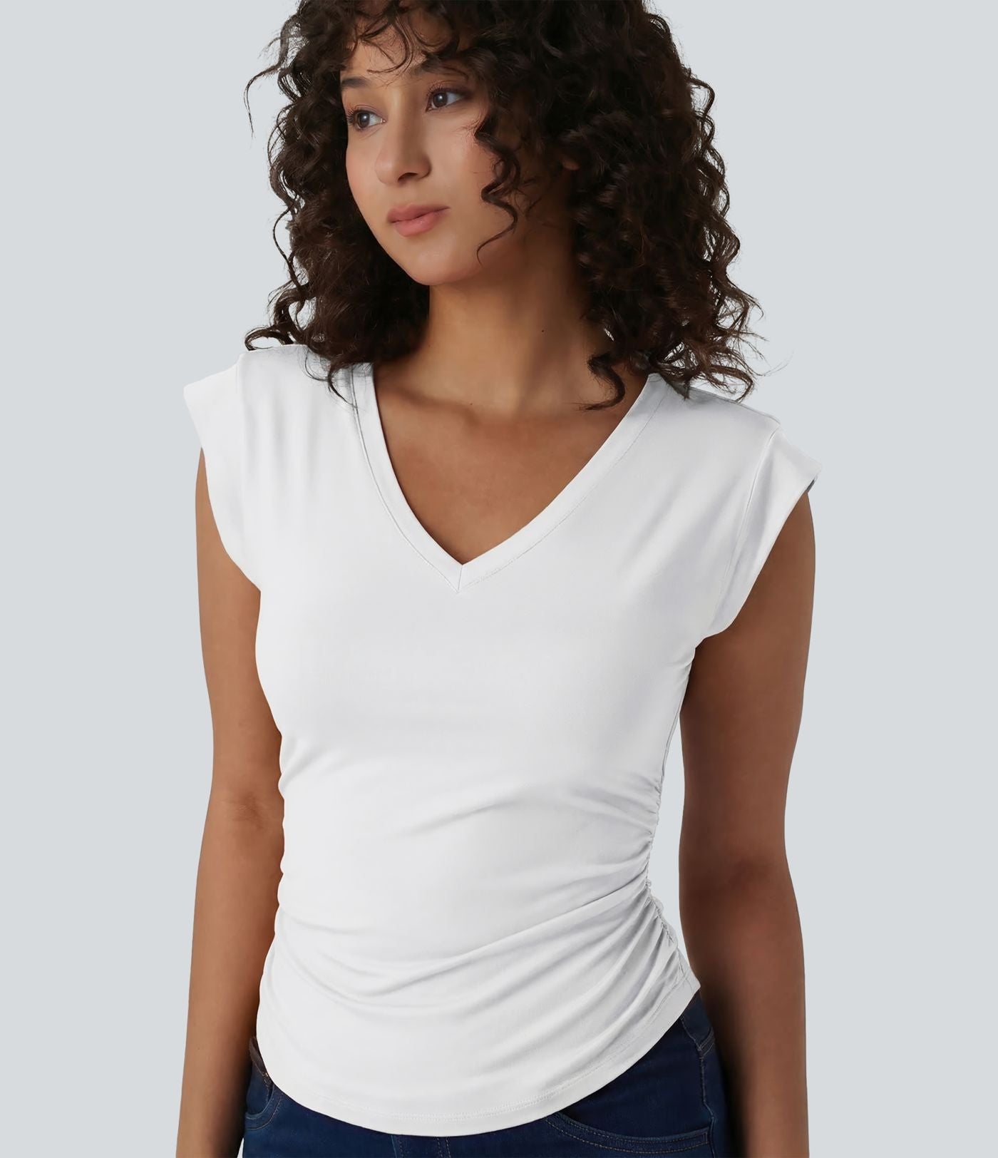 T-shirt décontracté col V manches courtes ourlet arrondi froncé