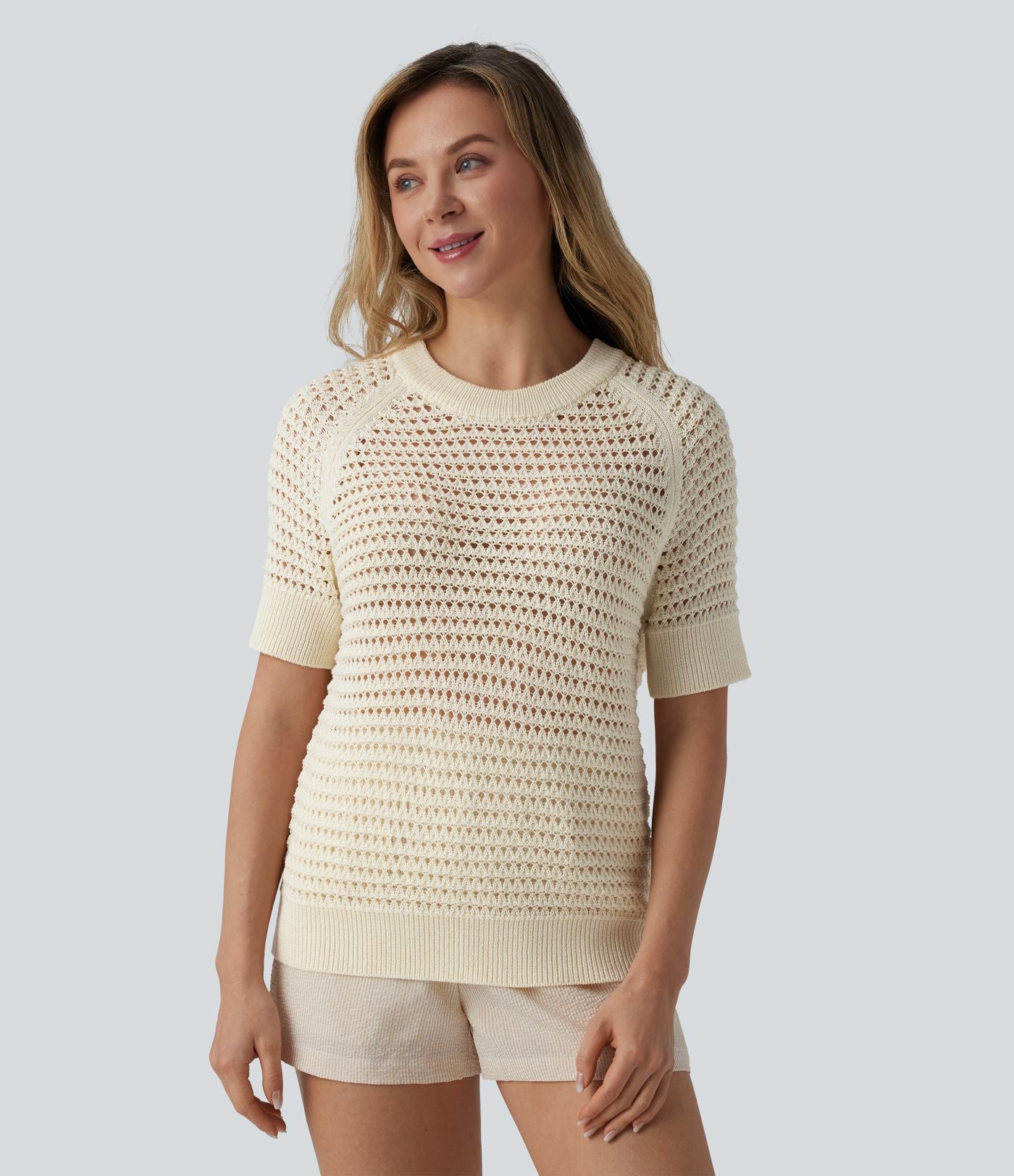 Pull col rond manches courtes