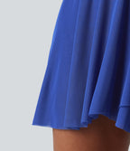 Robe de tennis courte 2-en-1 à bretelles SoftlyZero™ dos nu avec mesh contrasté, brassière intégrée et poches – Édition Easy Peasy – UPF 50+