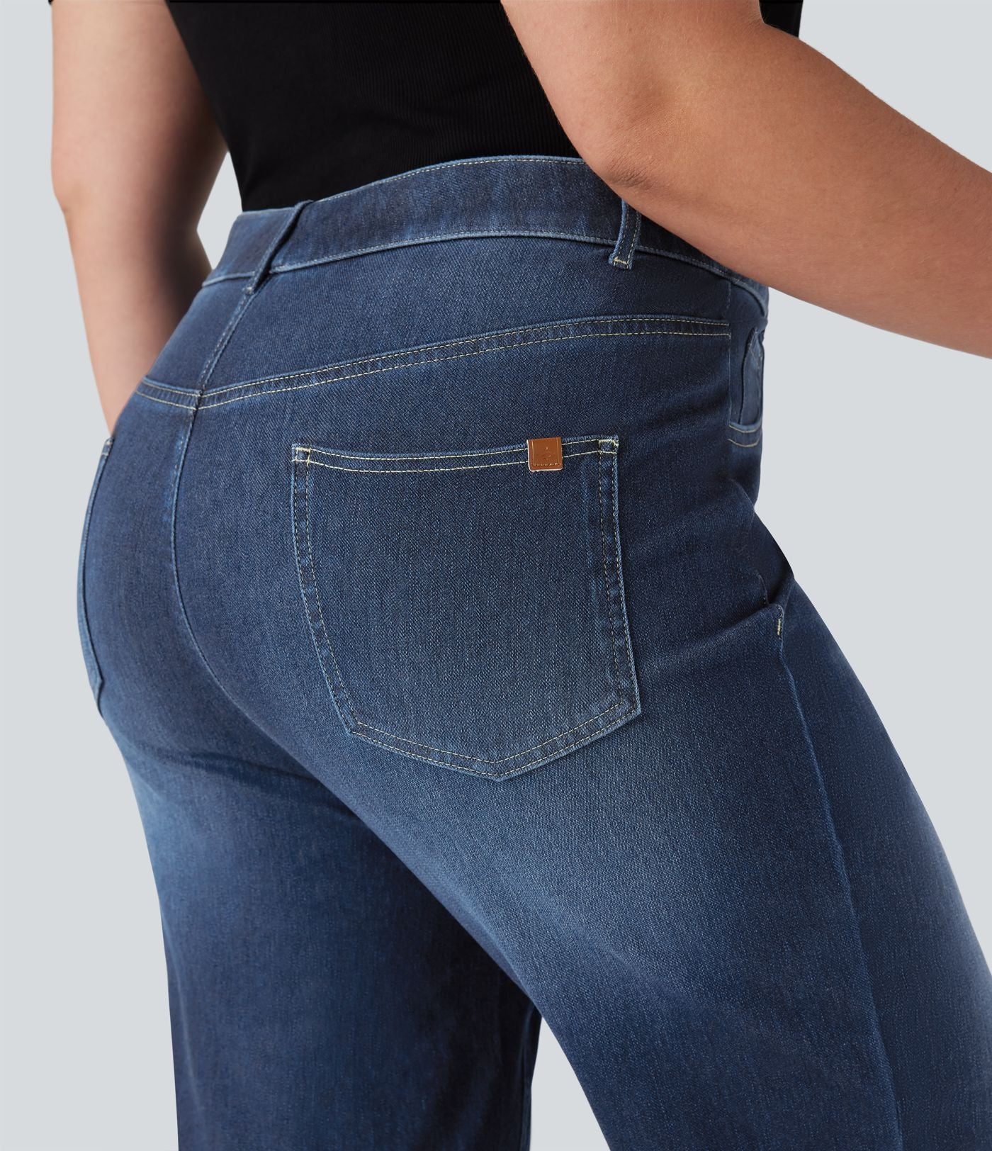 Jean droit décontracté délavé gainant taille haute grande taille avec poches Halara Flex™