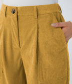 Pantalon décontracté en velours côtelé avec taille mi-haute, boutons et fermeture éclair
