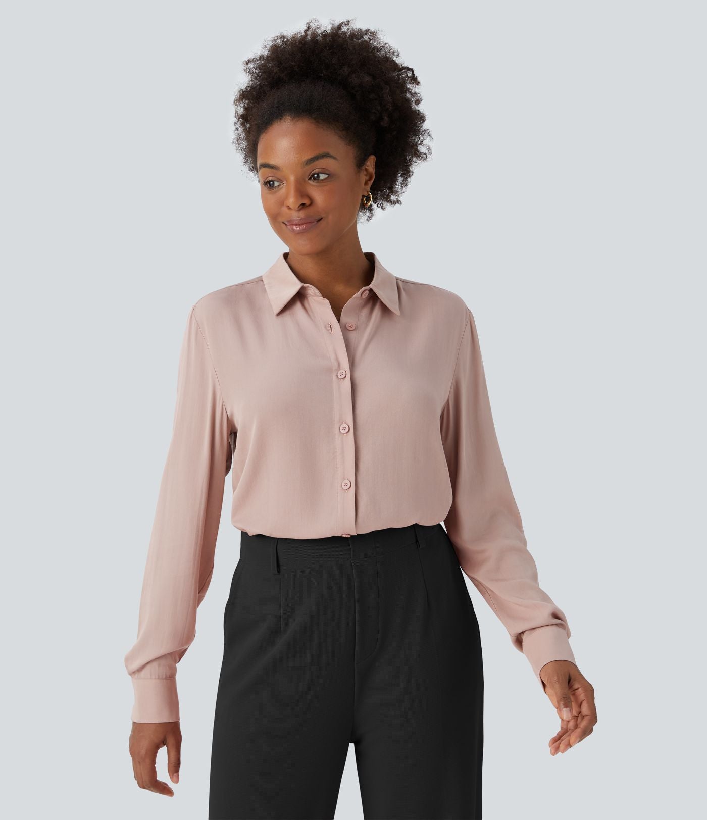 Chemise de travail à col, boutons, manches longues et plis