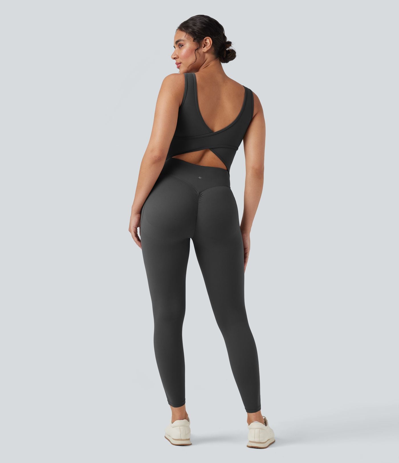Combinaison de sport Halara UltraSculpt™ col V gainante push-up à poches