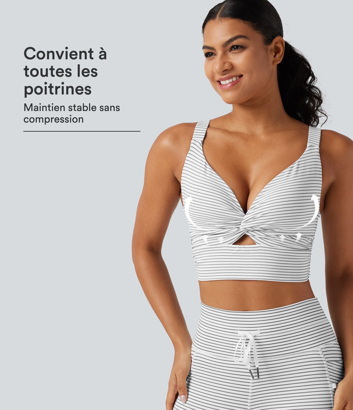Brassière de sport push-up rayée à maintien léger, avec coussinets fixes, idéale pour le yoga.