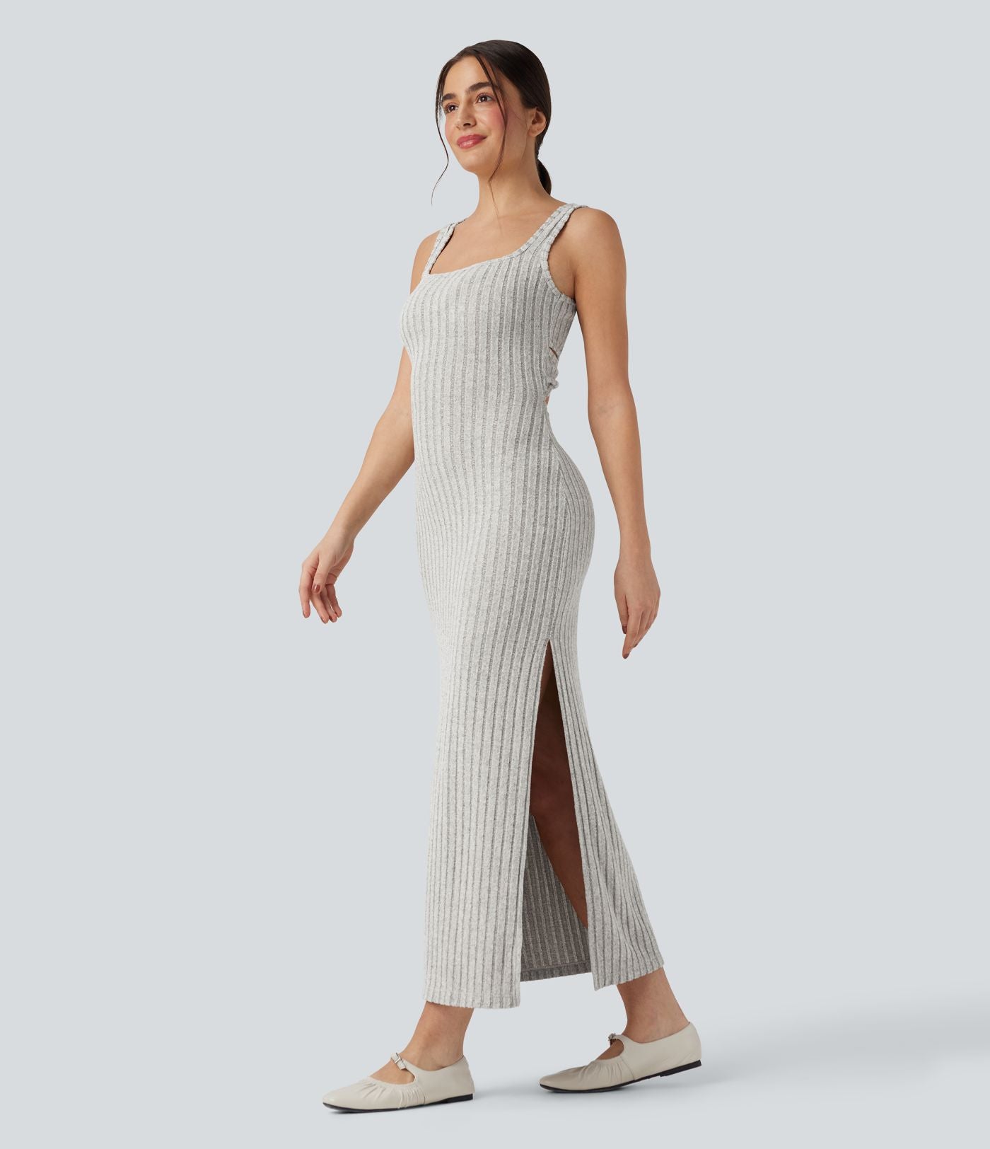 Robe longue moulante décontractée maille côtelée col carré sans manches dos torsadé avec fente