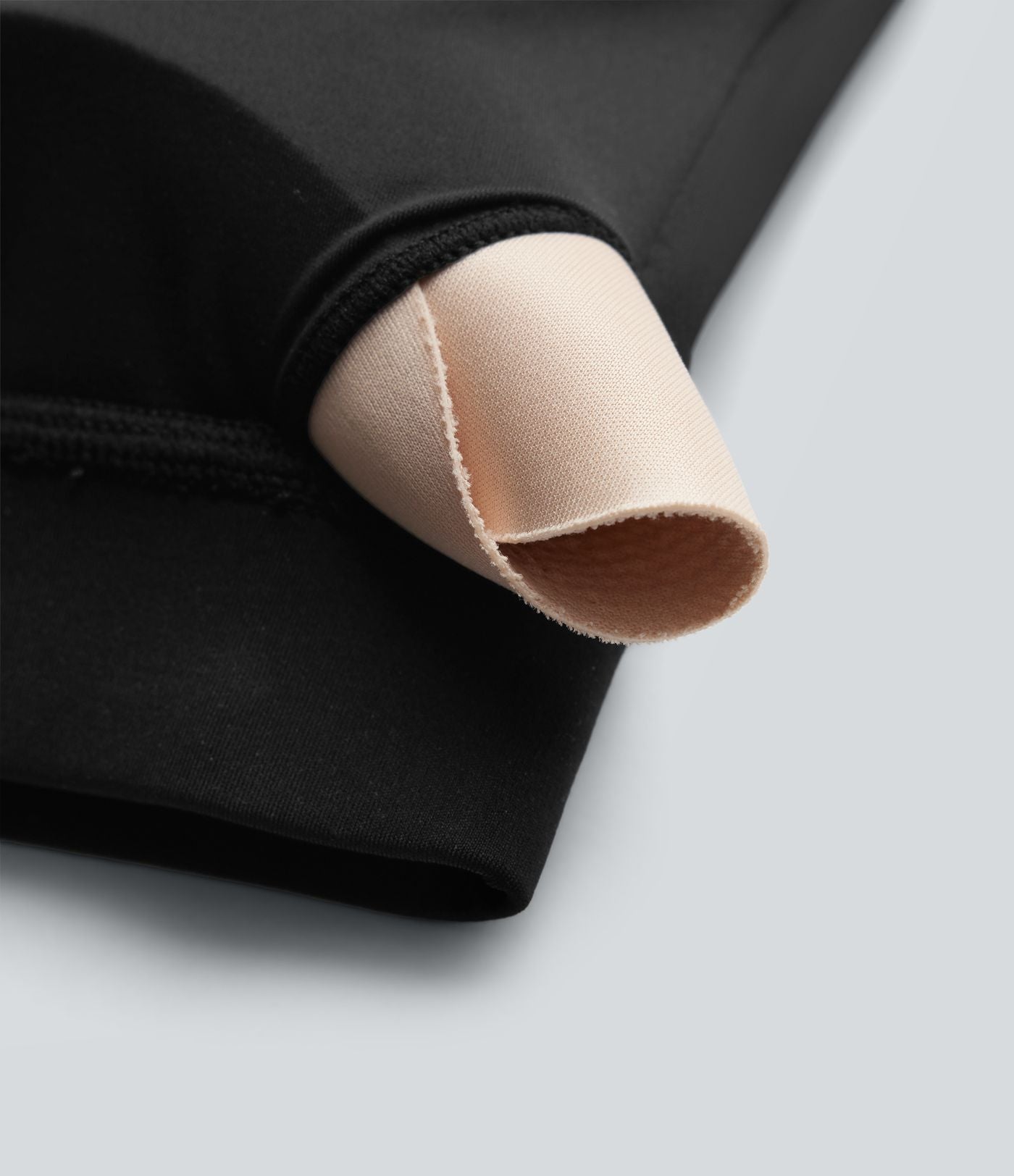 Brassière de sport de yoga à maintien léger avec soutien intégré