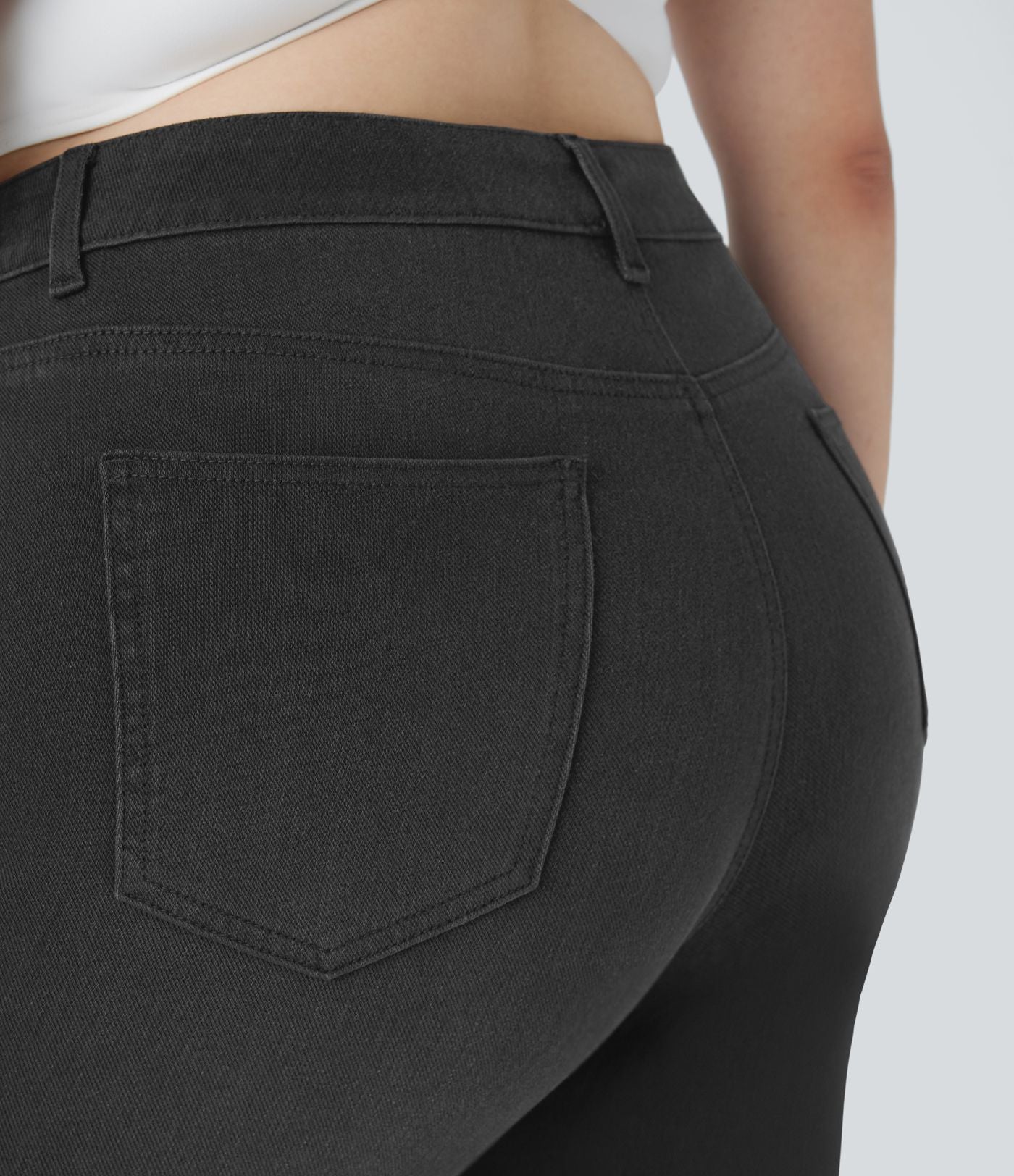 Jean décontracté Halara Flex™ grande taille, taille haute, multiples poches, jambes droites, effet délavé, en maille extensible