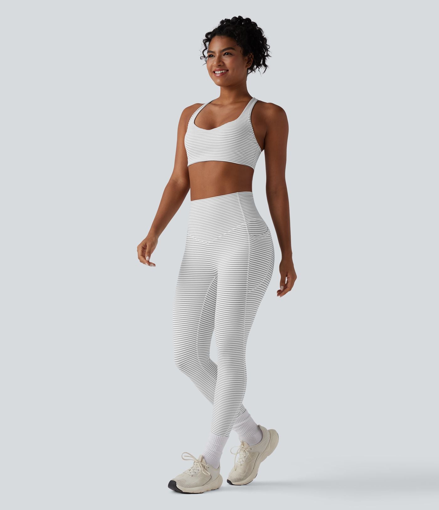 Brassière de sport d'entraînement soutien moyen dos nageur à rayures