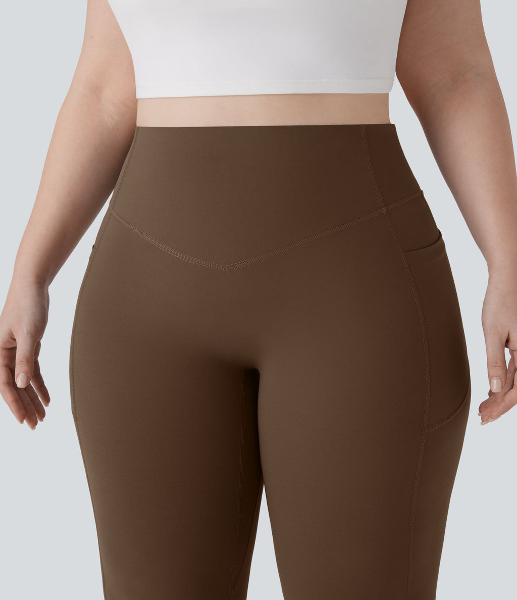 Pantalon de yoga à coupe bootcut gainant galbant taille haute grande taille avec effet scrunch et poches Halara UltraSculpt™