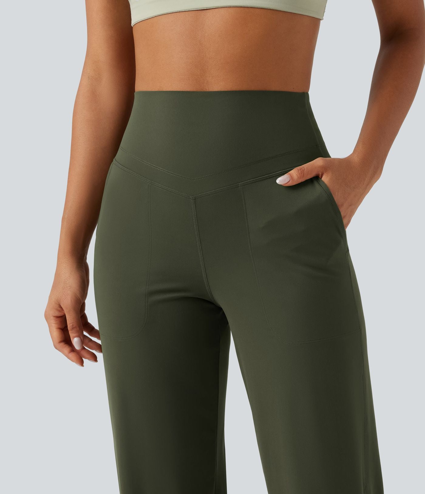 Jogging de yoga Halara UltraSculpt™ taille haute gainant coupe fuselée avec poches
