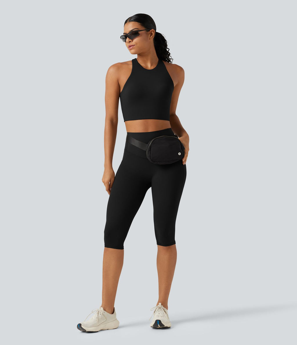 Brassière de running maintien léger frais au toucher à séchage rapide avec encolure arrondie, découpe, coussinets amovibles et protection solaire UPF50+