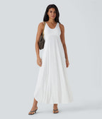 Robe longue à bretelles avec col U, dos nu, fente et coupe fluide