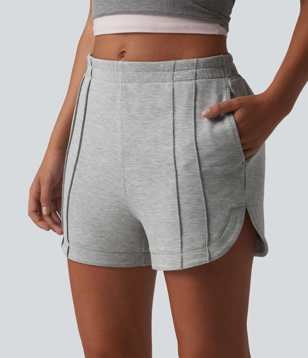 Short casual taille mi-haute à plis piqués, ourlet arrondi et poches, 7,5 cm