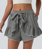 Short resort à volants en vichy aspect lin taille mi-haute avec nœud frontal et poches