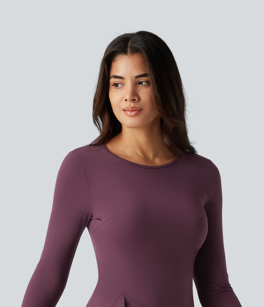 Robe mini SoftlyZero™ Airy effet frais InstantCool à manches longues, encolure arrondie et volants superposés