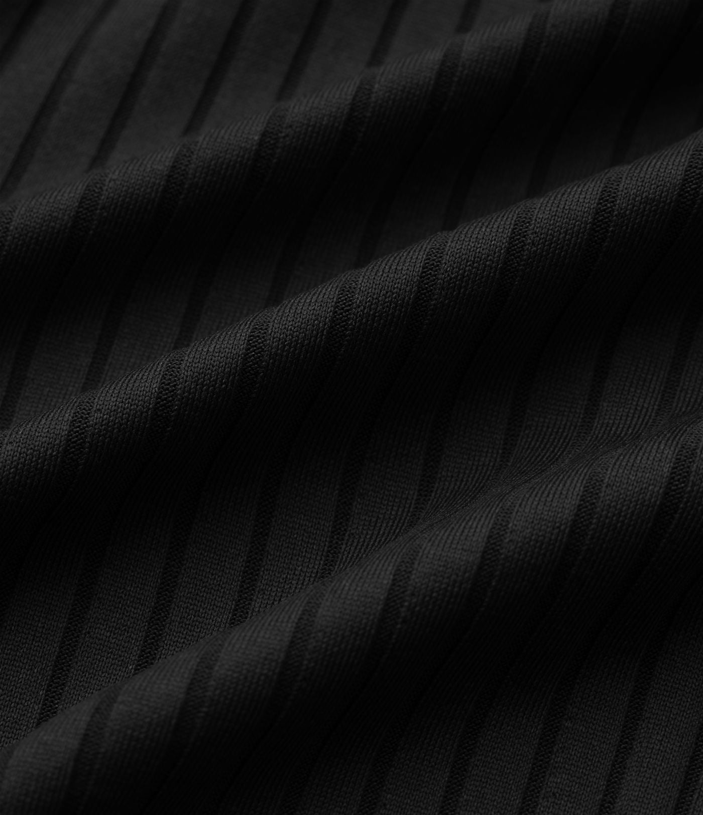 Short en maille côtelée taille mi-haute à cordon de serrage et ourlet ondulé 10 cm avec poches