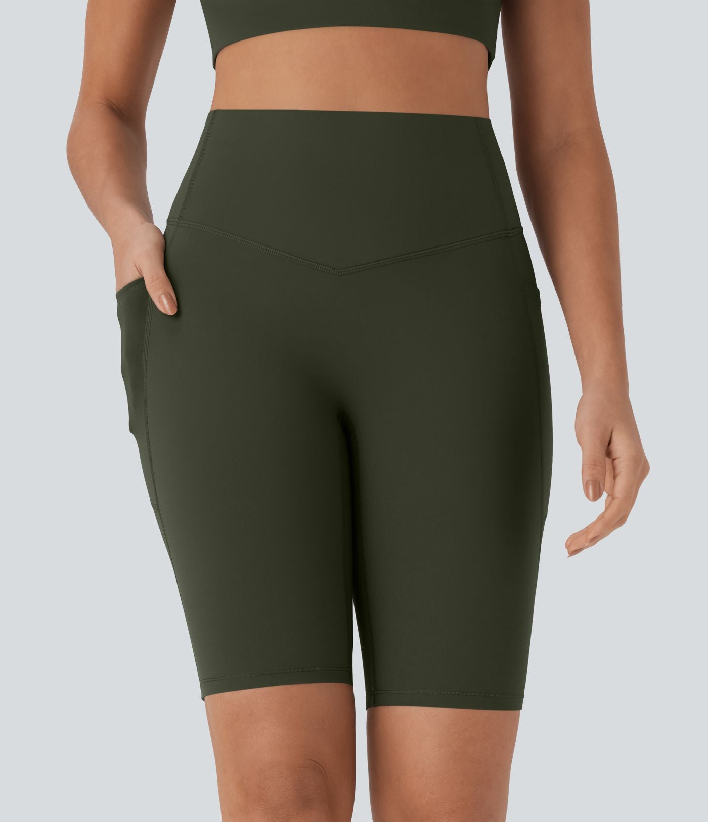 Short cycliste 22,8 cm d'entraînement gainant taille haute avec poches Halara UltraSculpt™